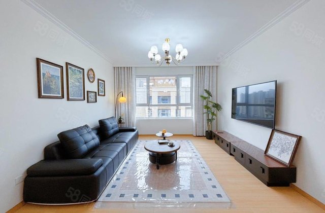 民生凤凰城，122平82万，边户精装三室双卫，好楼层。