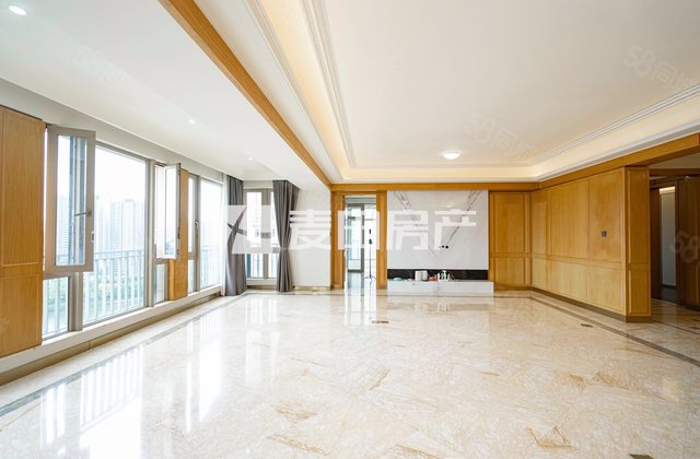 万科湖心岛(公寓住宅)4室2厅255.5㎡1580万二手房图片