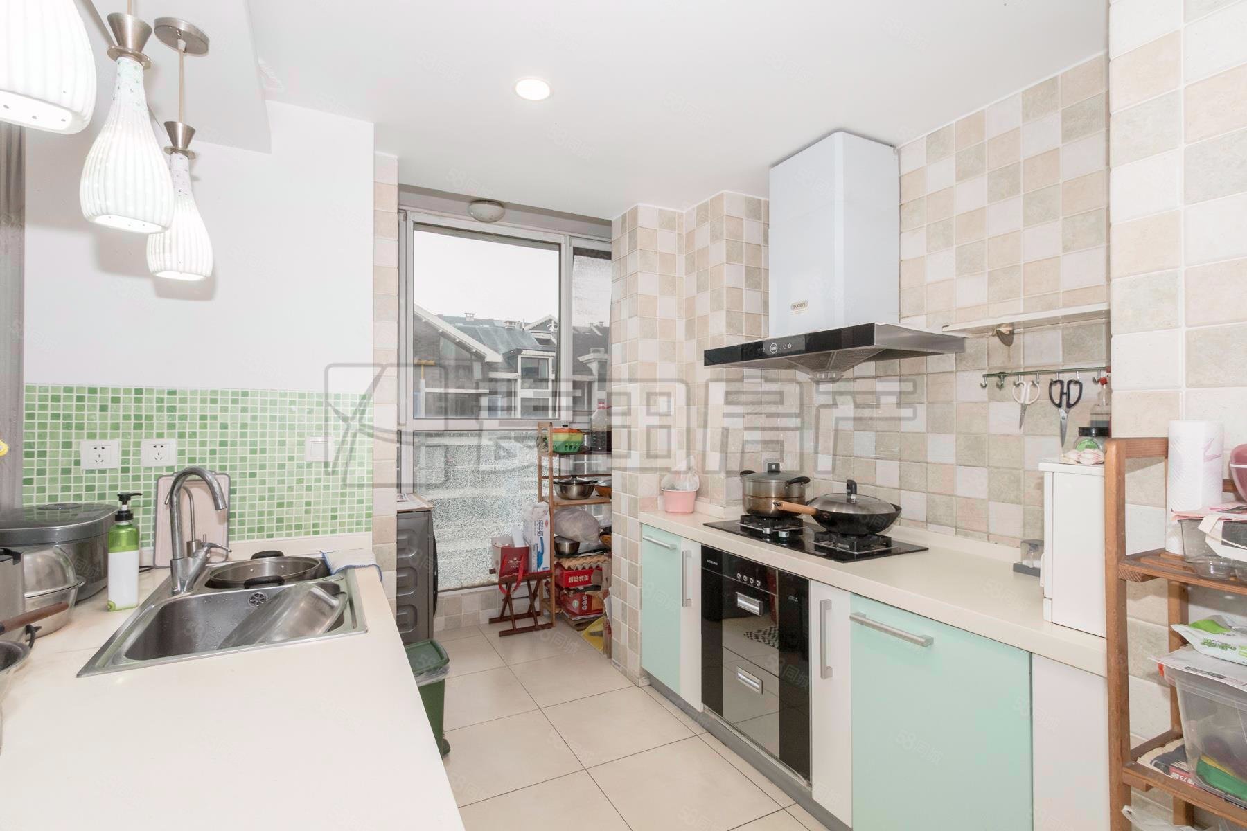 潤千秋佳苑6室3廳3衛(wèi)223㎡南北1650萬