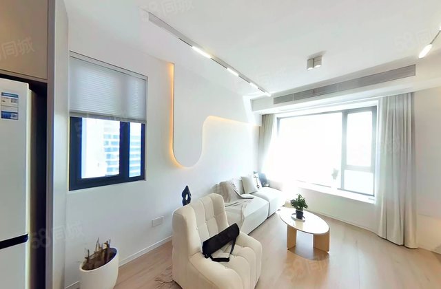 秋月枫舍(二期公寓住宅)2室2厅104.55㎡615万二手房图片