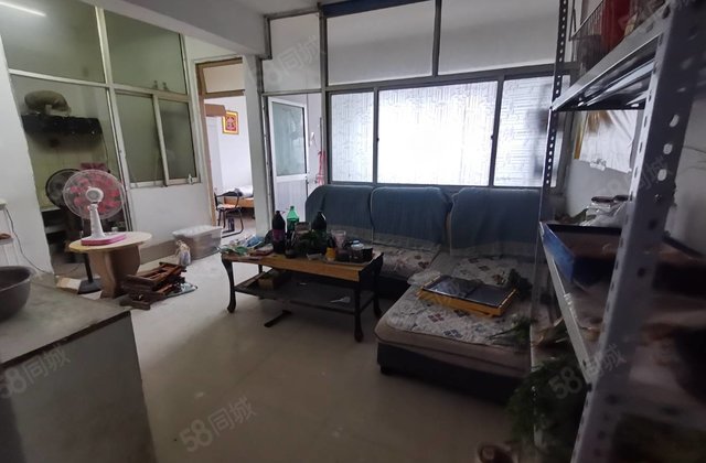 文轩总校 2室1厅 2室朝阳 一厨一卫 有证可按揭