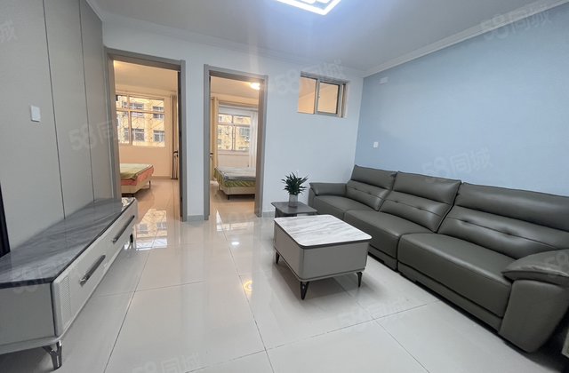 出门乐园实验 南北通透 交通便捷 近医院 商品房精装好房