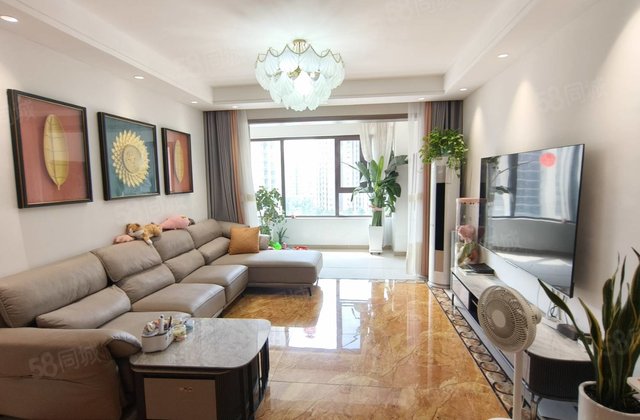 开发区第二实验旁，国岳府，精装三室，南北透通，双阳台可观景