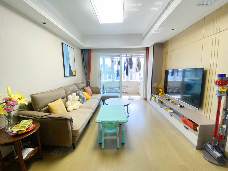 【10图】朗悦花园 车位充足 出行方便 医疗配套成熟 双卫格局,朗悦