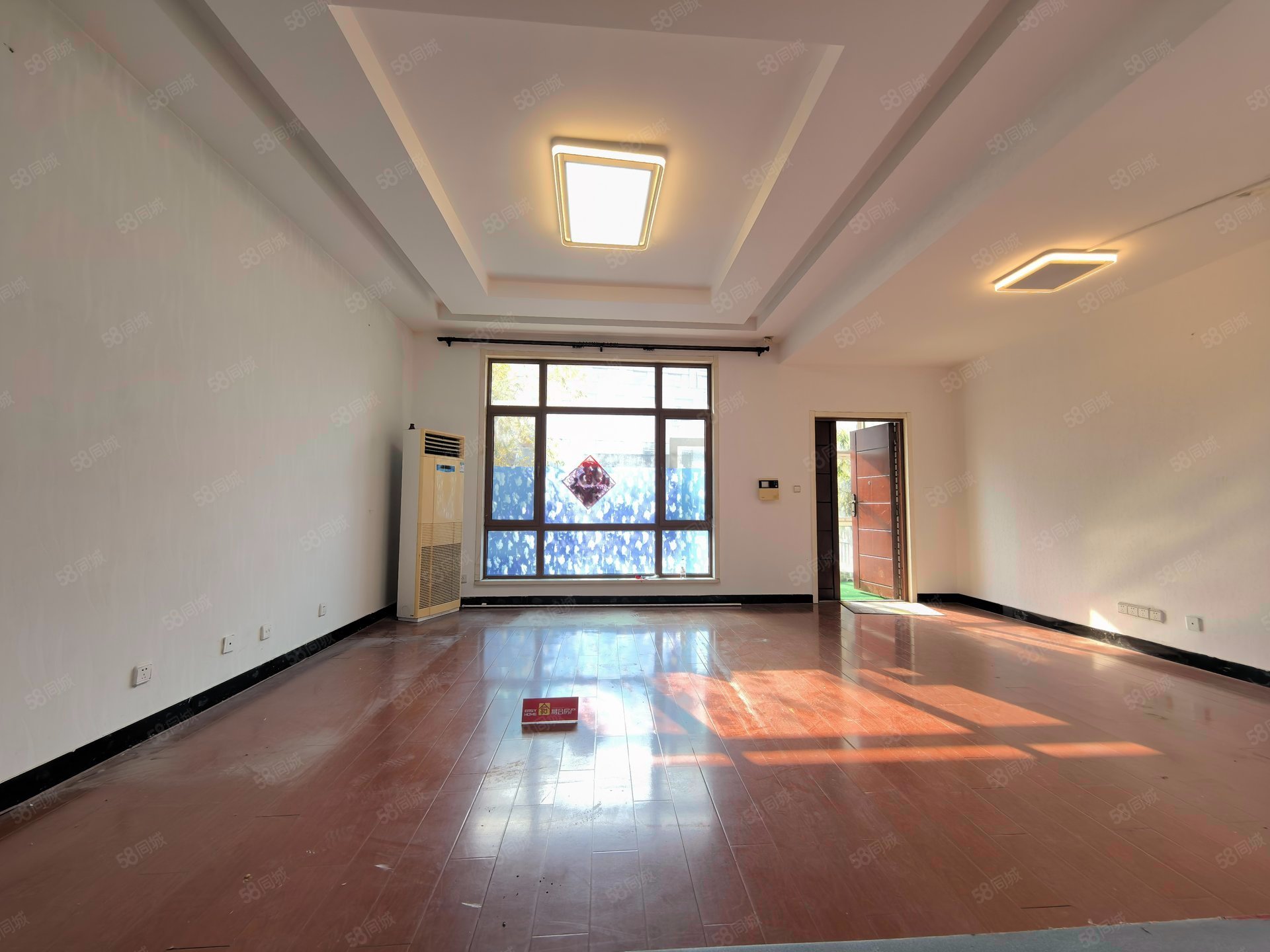 菓嶺綠墅4室2廳3衛(wèi)204.36㎡南北950萬(wàn)