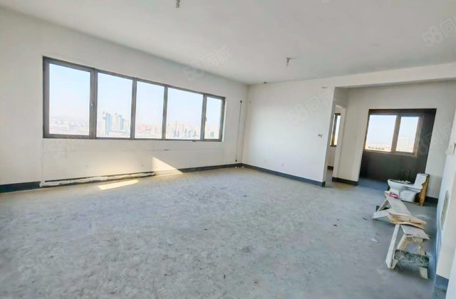 章丘高速绿城玉兰花园3室2厅133.53㎡76万二手房图片