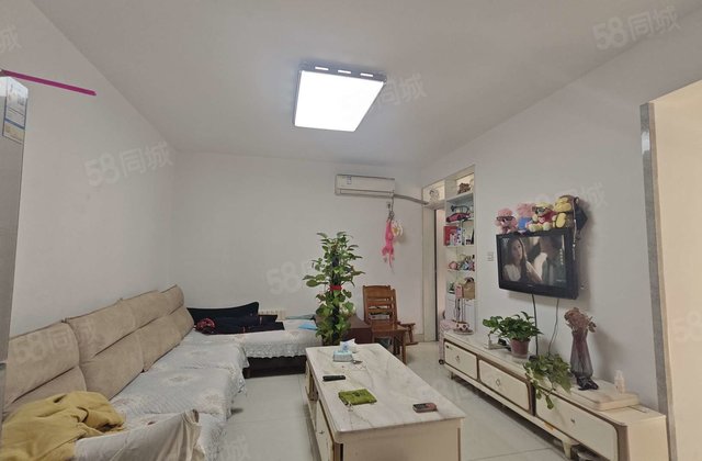 徒骇河畔温馨两居室 电梯中间楼层 莲湖新城 水岸花语