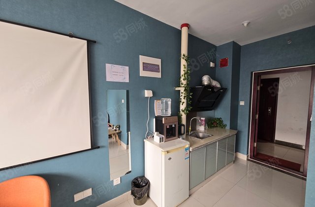 水晶丽城小公寓 精装修 有电梯 便宜 高性价比