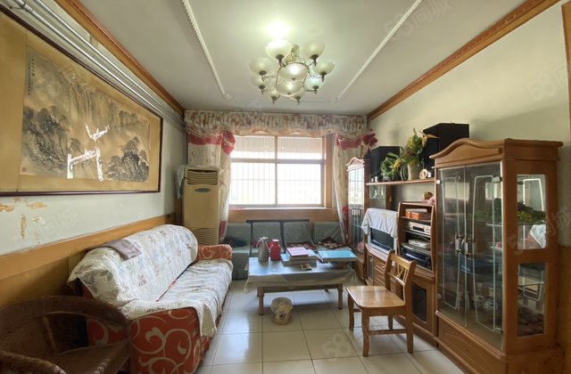 兴华路   东昌中学 石油家属院 正规三室 紧邻公园