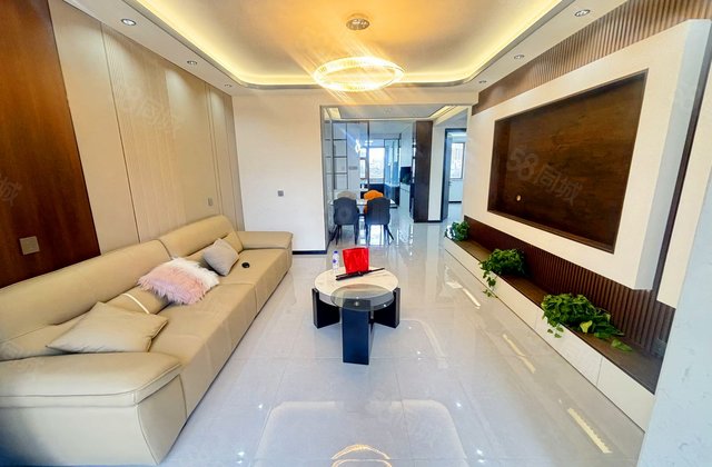 远创樾府2室2厅85.59㎡42万二手房图片