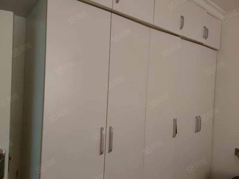 水电十四局基地生活区2室2厅1卫52.56㎡南21万