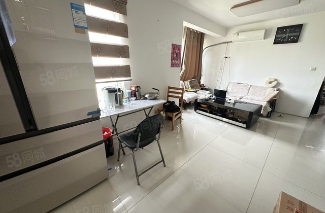 阿卡三期 边户 采光好 户型方正 好楼层 房东急售