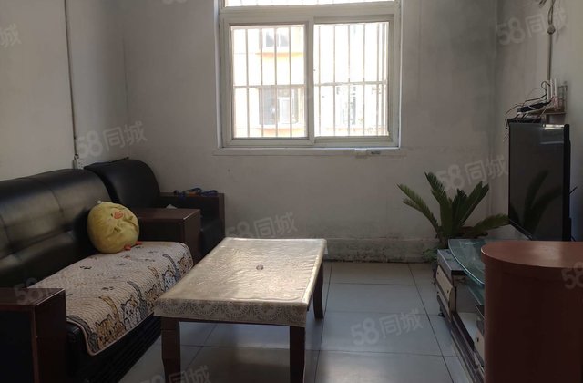 文轩 外国语 步梯二楼 70万，边户