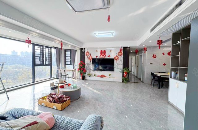 裕田奥莱小镇4室2厅139.06㎡106万二手房图片