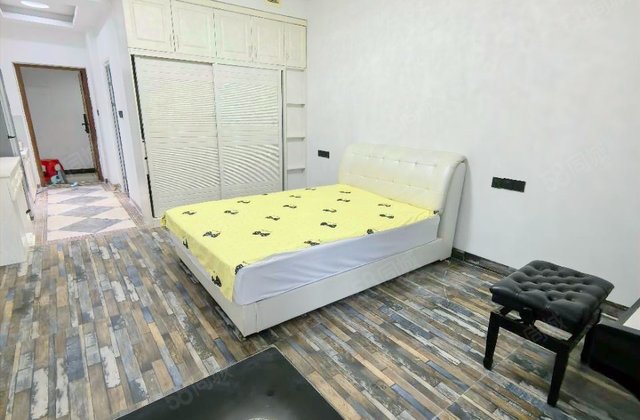 红谷滩区名门世家(商住楼)1室1厅45㎡40万二手房图片