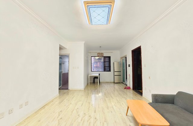 中德英伦联邦(A区)3室2厅85.79㎡185万二手房图片