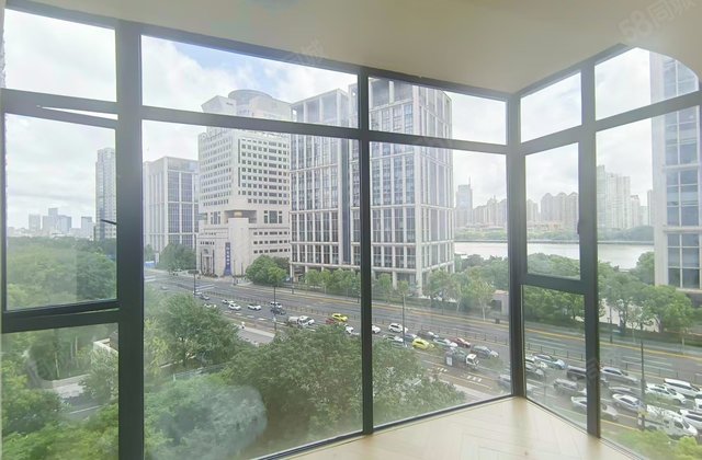 金外滩花园2室2厅136.23㎡1120万二手房图片