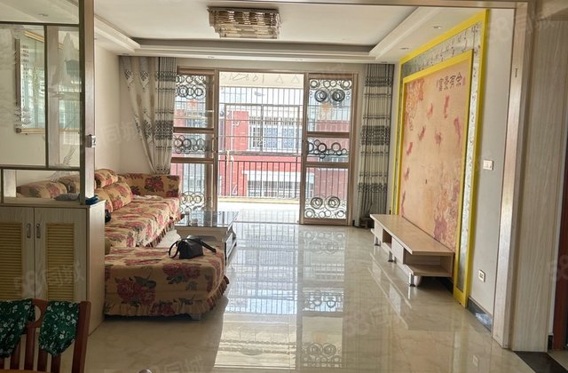 8万崇阳崇阳城区电力大道加泰金海岸2019年建造低层(共16层)南130.
