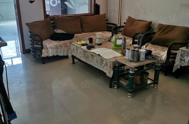 鸿阳小区2室1厅91㎡40万二手房图片