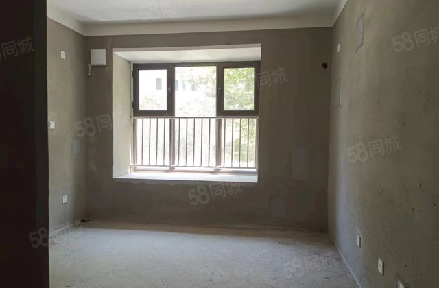 鲁商城市广场3室2厅137㎡88万二手房图片