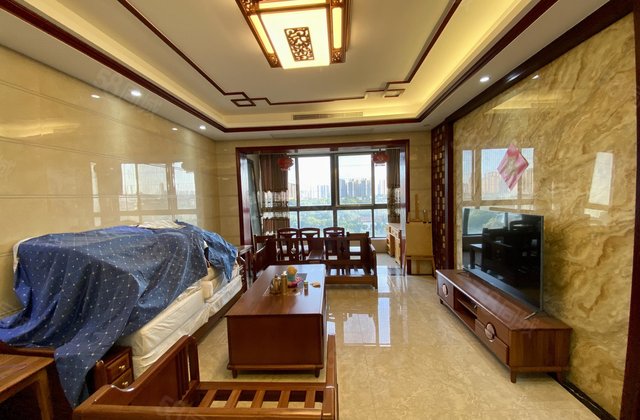 雅颂居5室2厅172.36㎡300万二手房图片