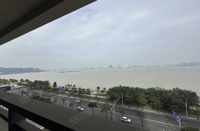 中海寰宇天下(四区)4室2厅235㎡235万二手房图片