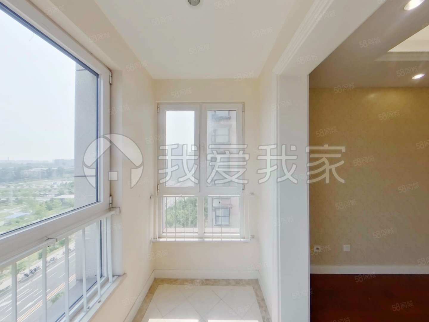 龍湖長(zhǎng)楹天街(東區(qū))3室2廳2衛(wèi)142.1㎡南北850萬(wàn)