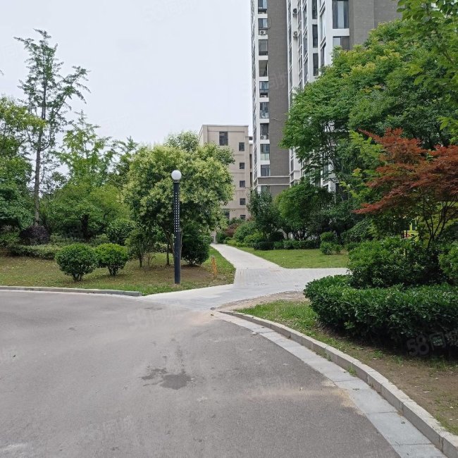 毛坯 复式 集中供暖 带大平台 前排,天山绿洲四期观湖天下-徐州58同城