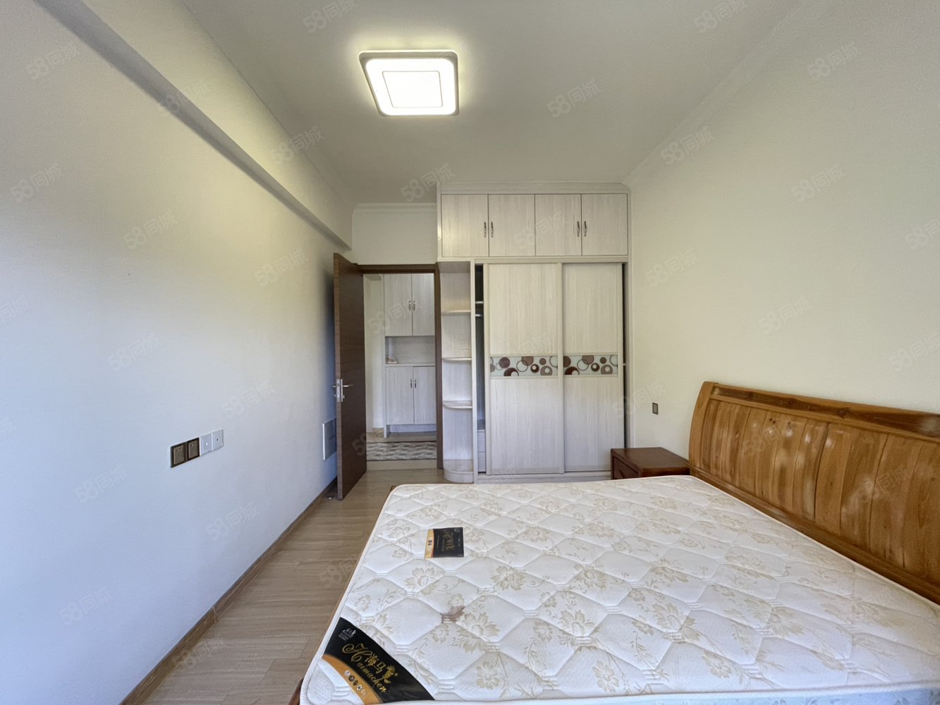 碧桂园翠山蓝天3室2厅2卫115㎡南北69.8万