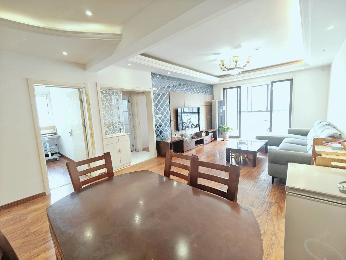 翔龙四方新城3室2厅1卫120.2㎡南65万