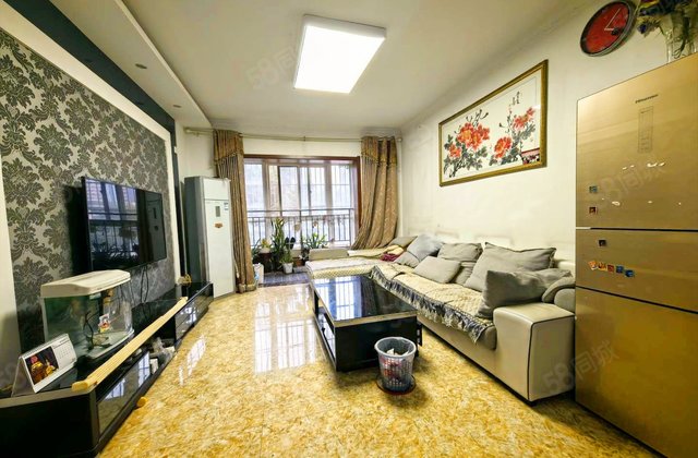 宏府鹍翔九天2室2厅87㎡76万二手房图片