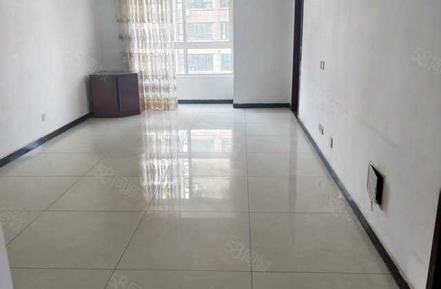 城投时代2室1厅82㎡49万二手房图片