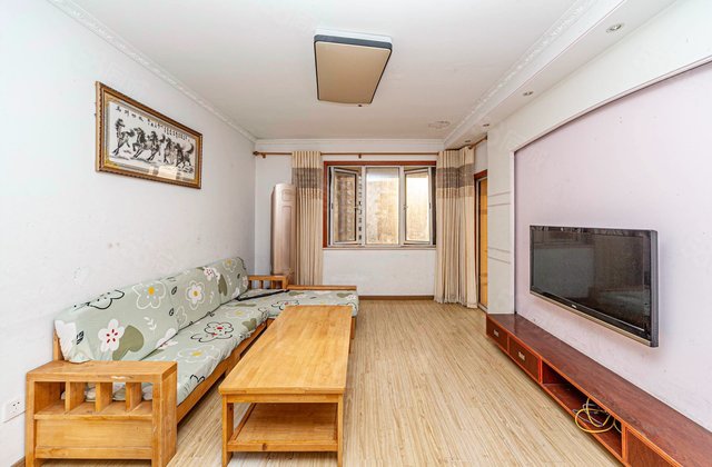 金色池塘3室2厅90㎡109万二手房图片