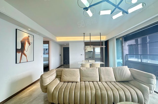 保利珑堂里院4室2厅127.92㎡195万二手房图片