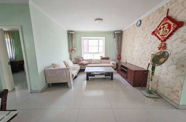 万达广场 南北通透东边户东边户莲湖花园，三室，停车方便