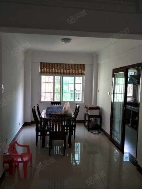 金昌茗苑3室2厅2卫128.36㎡南58万