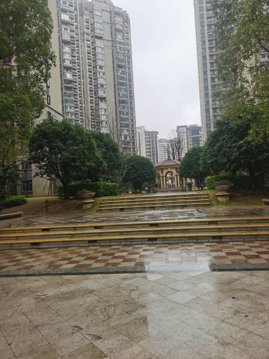 御府三期,精装,房源图片真实,环境绿化管理好,恒大御府-柳州58同城
