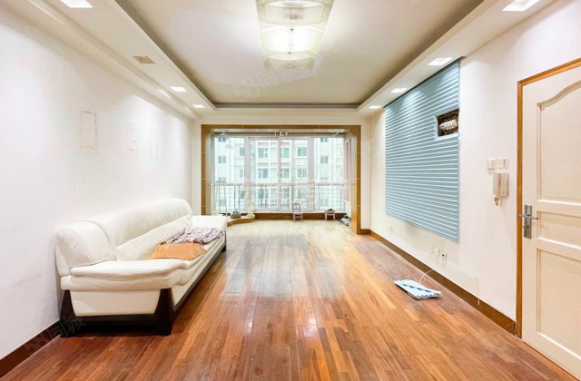 新港城B区3室2厅113.48㎡109万二手房图片