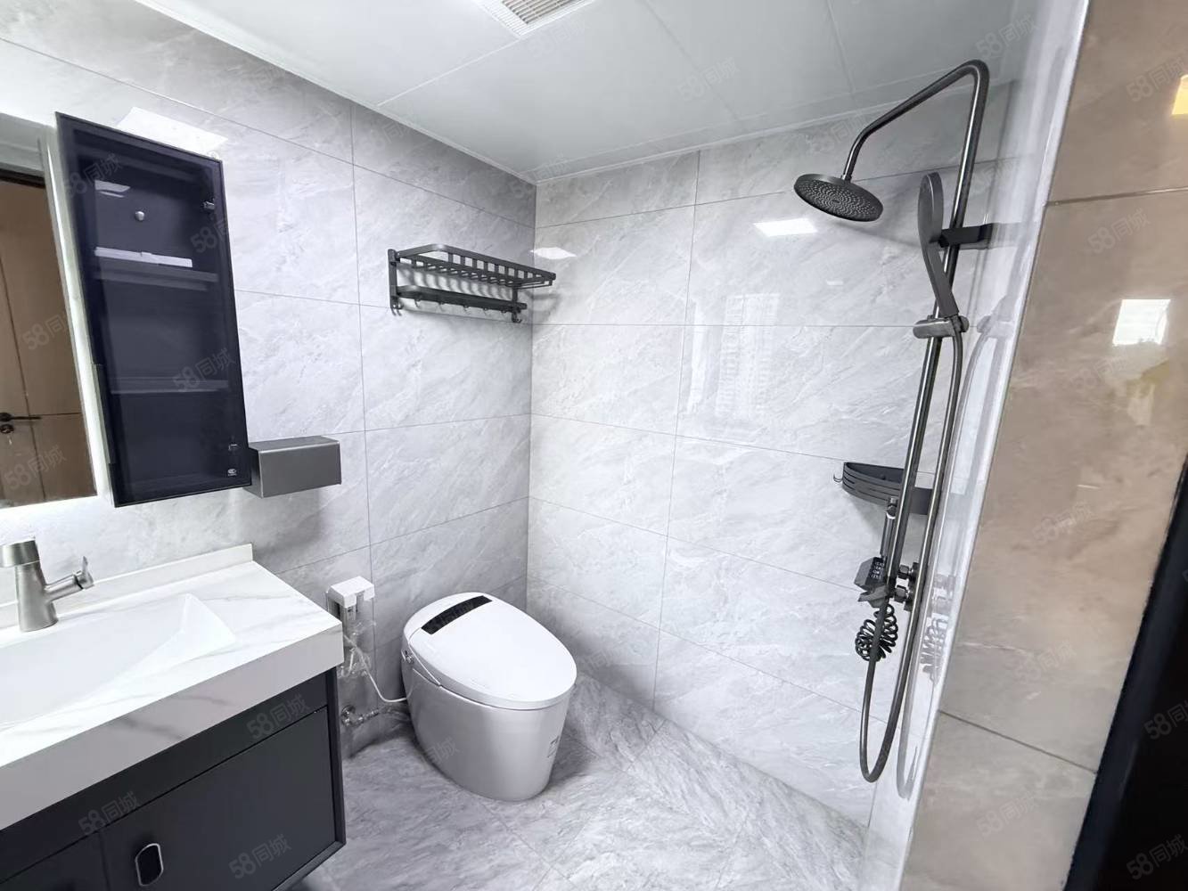 招商兰溪谷4室2厅2卫130㎡南北125万