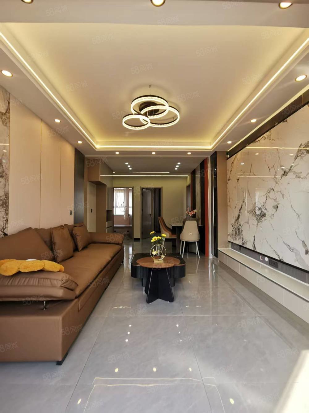 青湖铭城2室2厅1卫90.2㎡南北37.8万