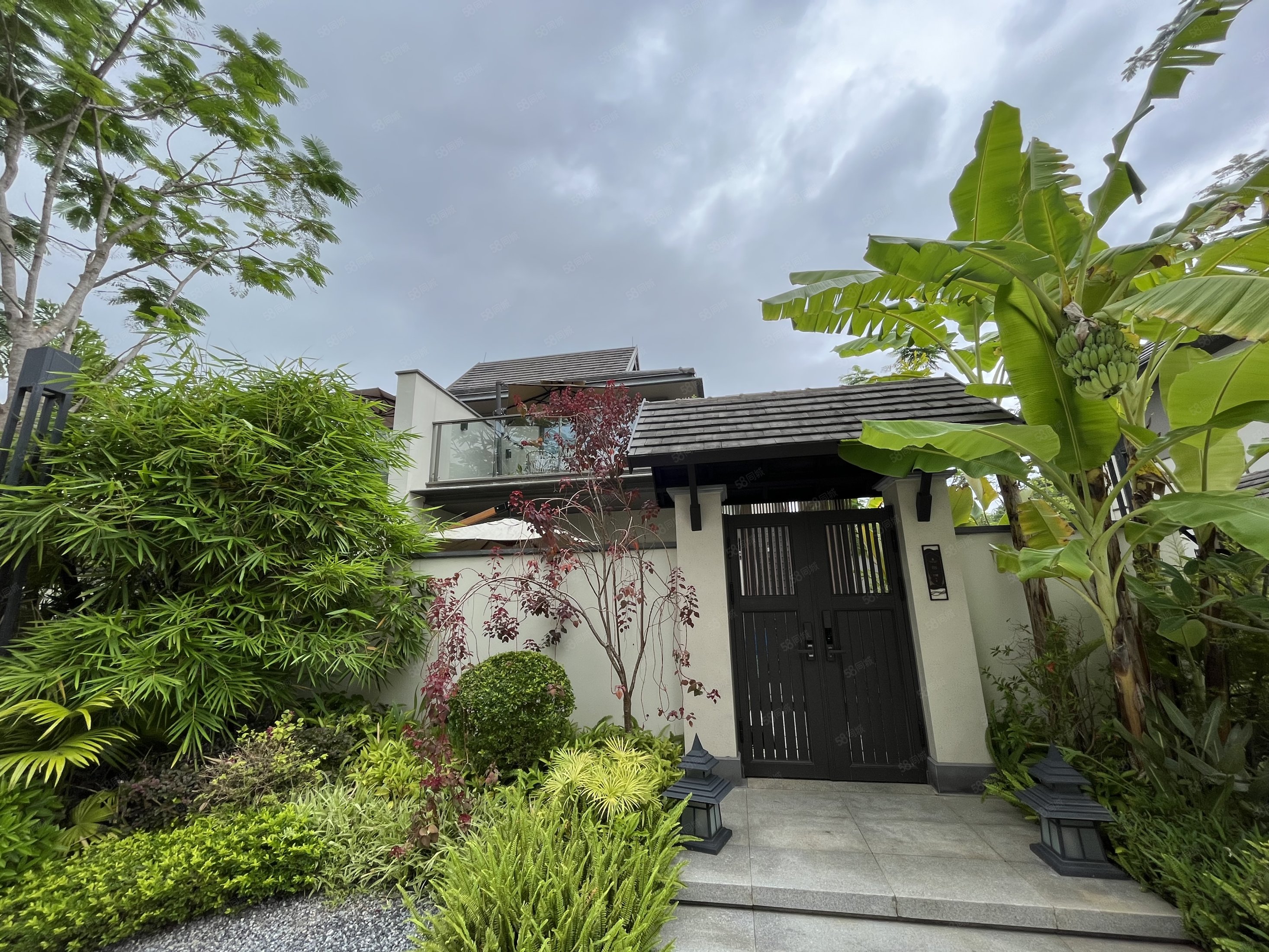 悦景庄西双版纳1室1厅1卫55㎡南北70万