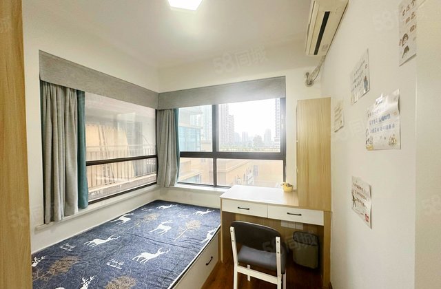 蓝润光华春天B区3室2厅81㎡94万二手房图片