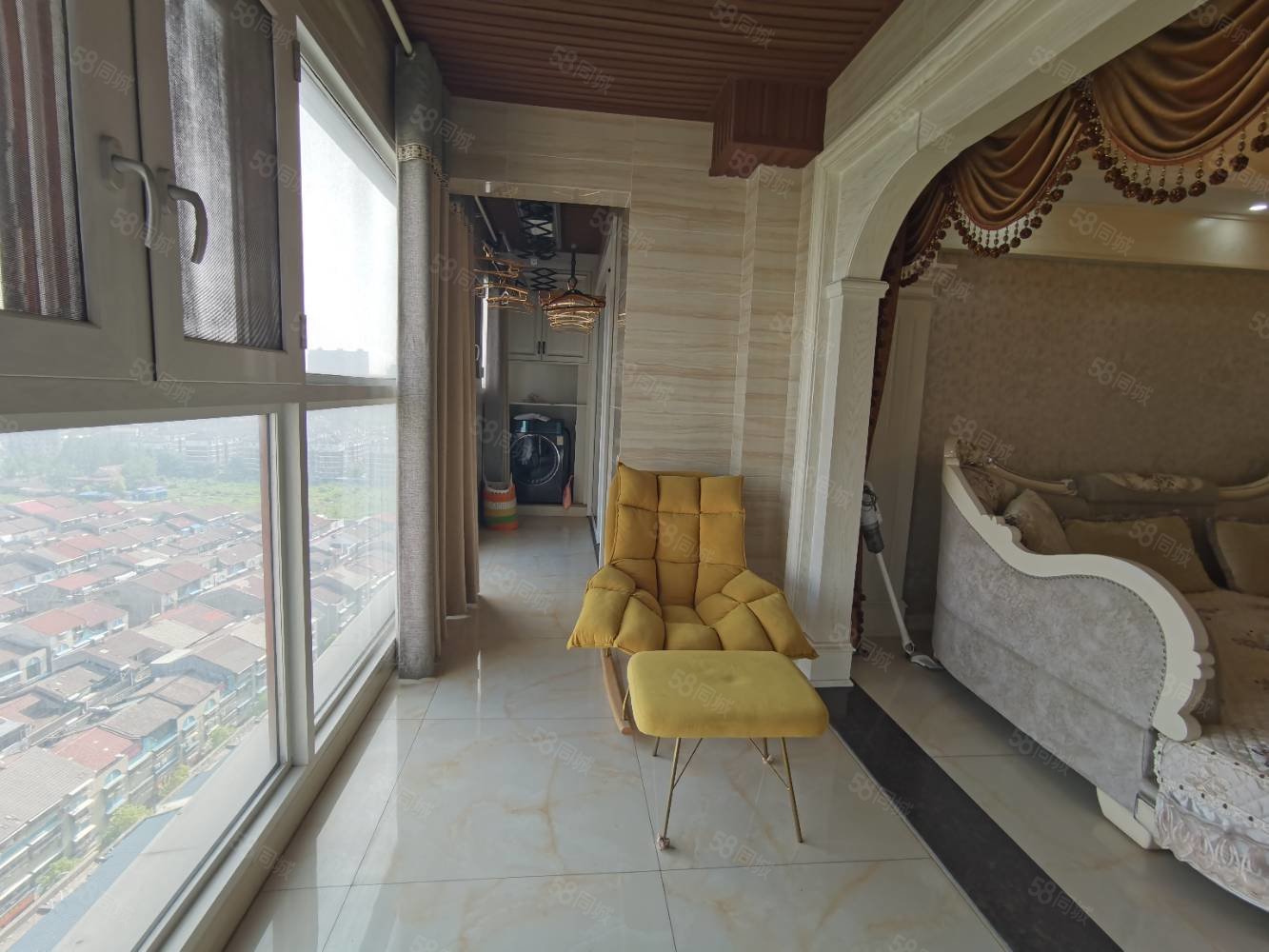 锦绣潜城3室2厅2卫136㎡南北69万