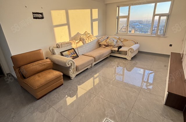 联通名苑2室1厅114㎡40.8万二手房图片