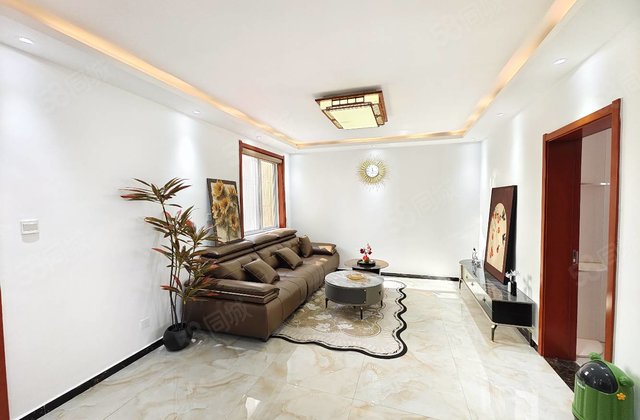 天下景城3室2厅119.58㎡68万二手房图片