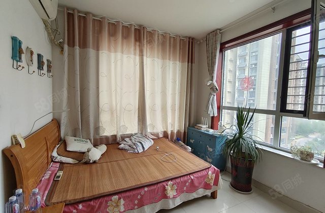 金柱大学城，带车位储藏室