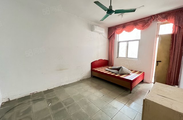 国棉厂北院 东昌中学 商圈成熟 精装一楼带院 产权清晰