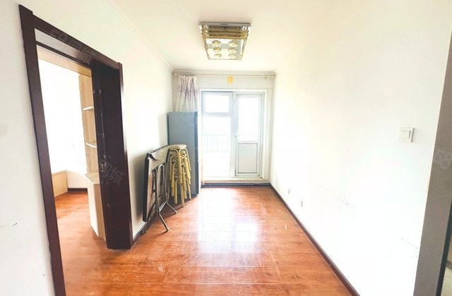 地铁名典杜鹃苑2室1厅72.09㎡30.9万二手房图片