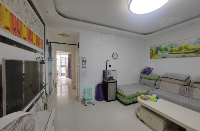 一楼带院，带车位地下室 精装修 地暖多层 干净采光好