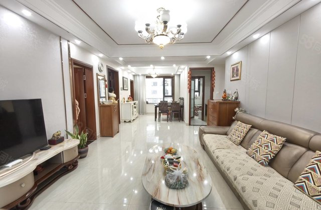 东昌东东昌甲邸 锦绣观邸 边户总高8层电梯洋房 三叶草车位储